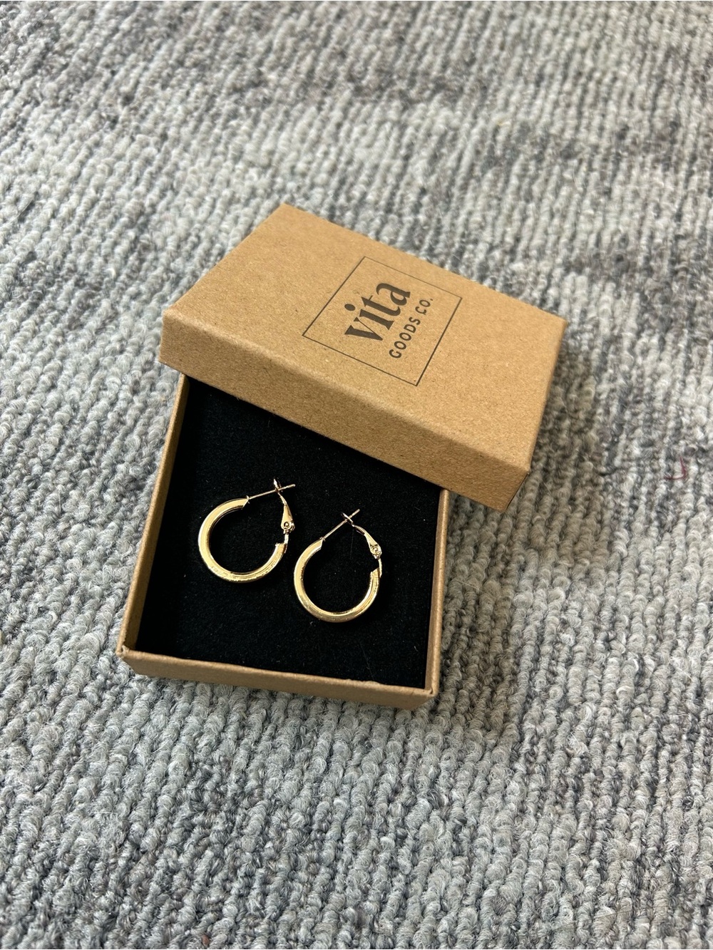 Gold Hoop Earrings Classic Flat Bar Rounded Hoops✨